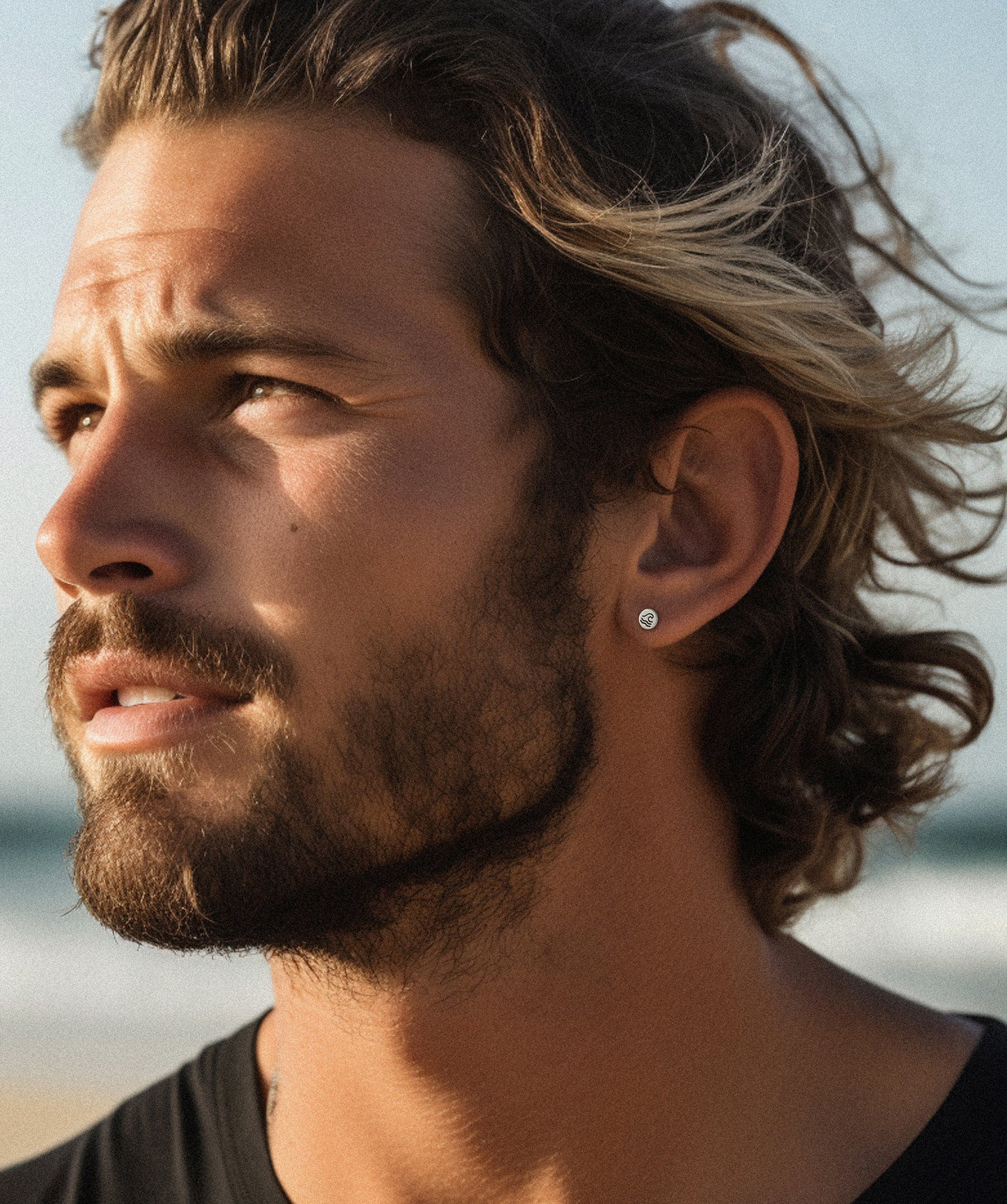 Padang Padang Wave Stud Earrings