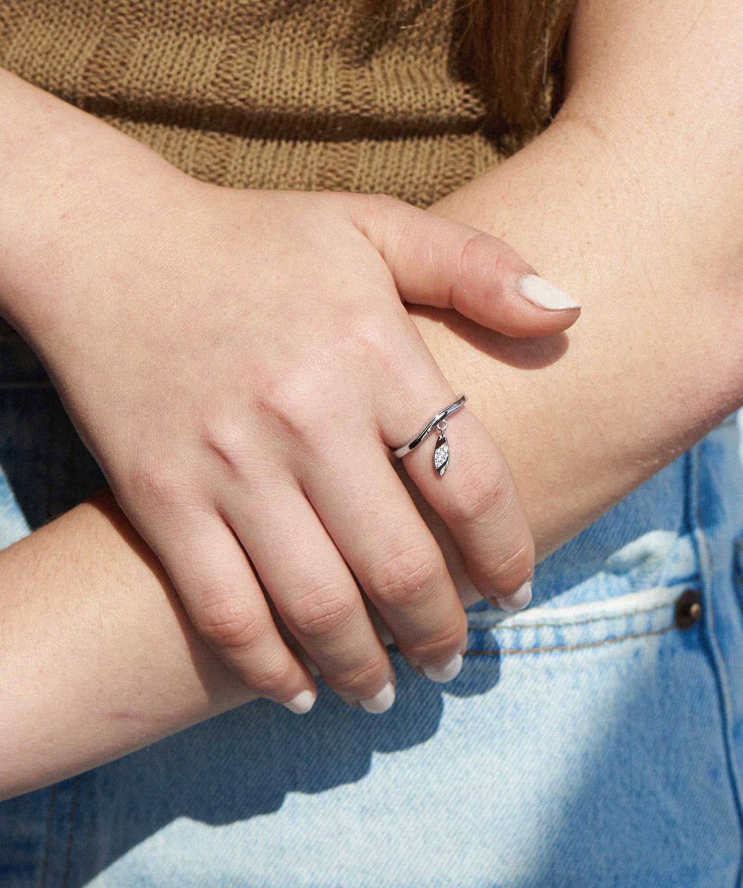 Haleiwa Dangle Ring