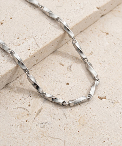 Guincho Chain Necklace