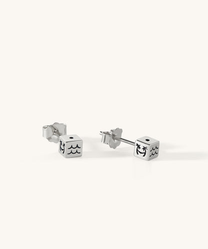 Bukit Cube Stud Earrings