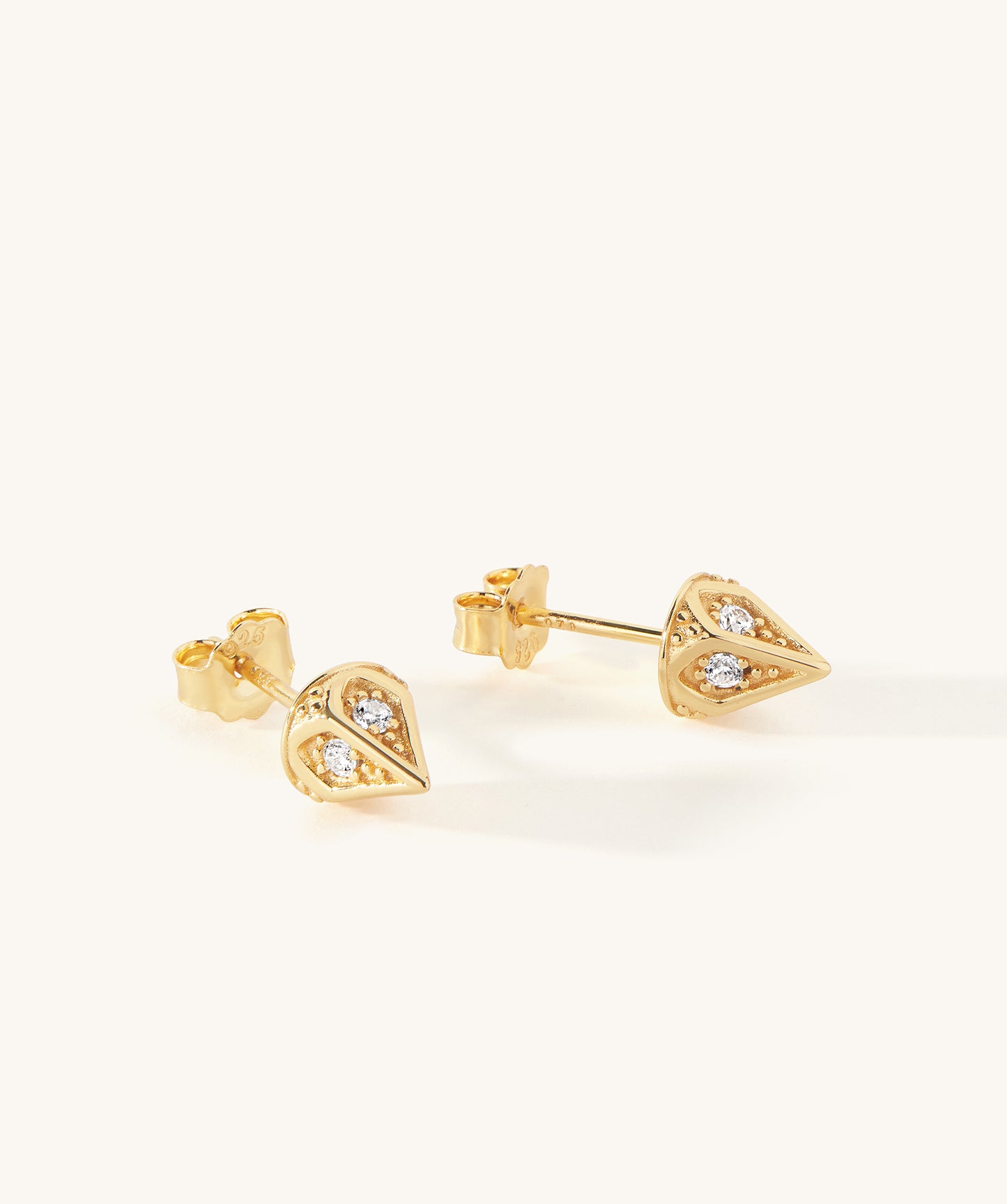 Veronika Bay Stud Earrings